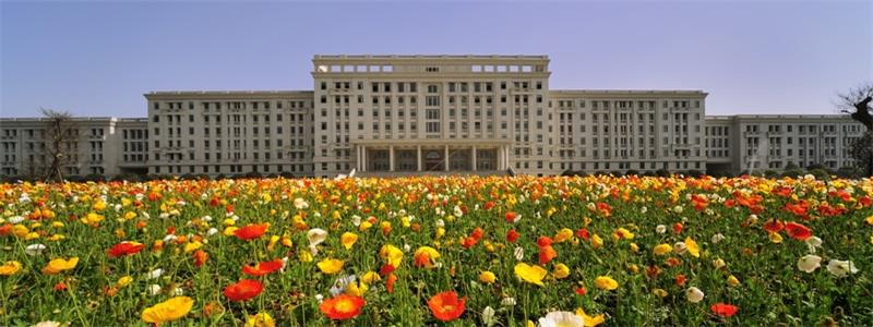 電子科技大學(xué)校景