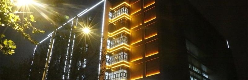 夜光下的河北大學(xué)