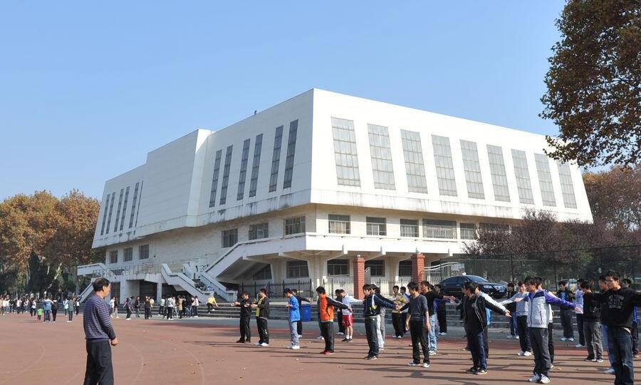 湖北工業大學體育館1